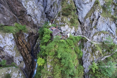 Höllentalklamm und Höllentaleingangshütte bis Kirchweihmontag geöffnet