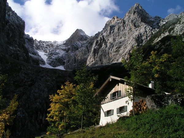 100-jähriges Jubiläum: Die Oberreintalhütte bei Bergauf-Bergab
