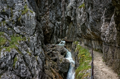 Bay. Fernsehen, Abendschau: Der Weg durch die Höllentklamm